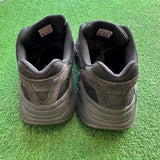Yeezy Vanta 700 V2s Size 10