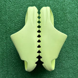 Yeezy Glow Slide Size 9
