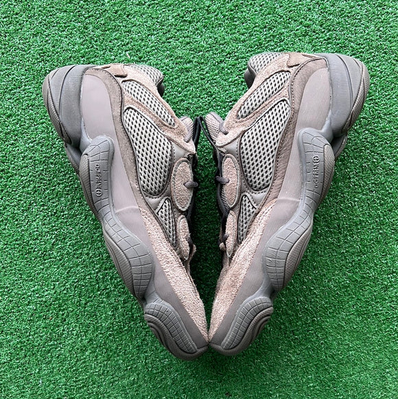 Yeezy Clay Brown 550 Size 12