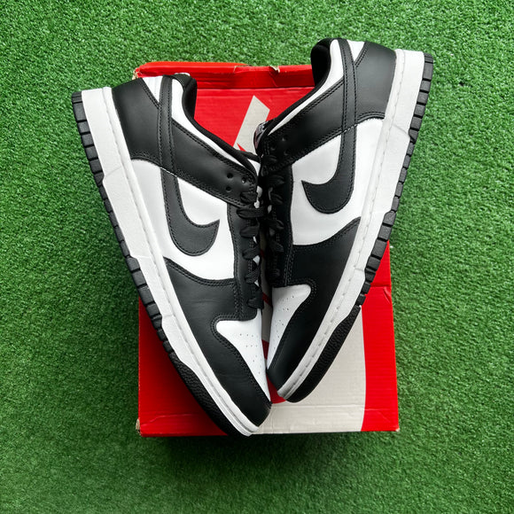 Nike Panda Low Dunks Size 11.5