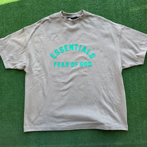 Ess Tee Size S