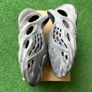 Yeezy MX Stone FoamRunners Size 8