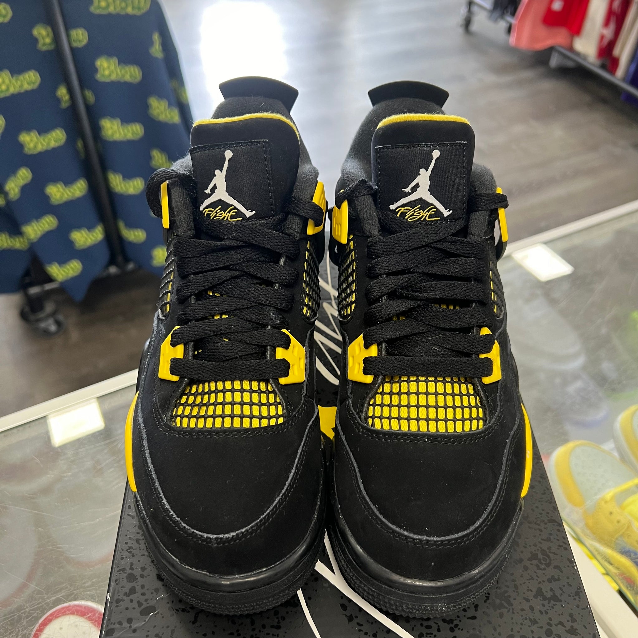 Jordan Thunder 4s Size 5Y – My Cuzin Vintage