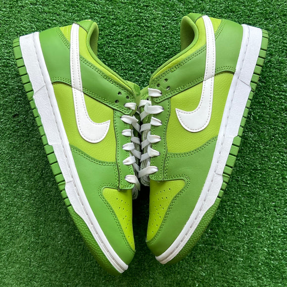 Nike Chlorophyll Low Dunks Size 7.5