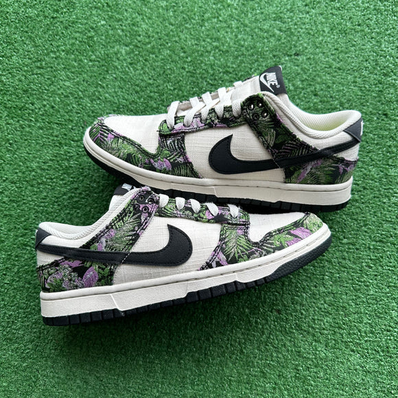 Nike Floral Tapestry Low Dunk Size 9.5W/8M