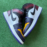 Jordan LA To Chicago Mid 1s Size 5Y