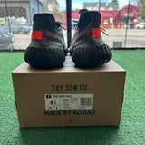 Yeezy Carbon Beluga 350 V2s Size 6.5