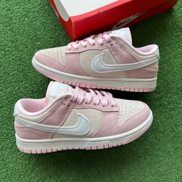 Nike Pink Foam Low Dunk Size 6.5W/5M