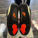 Jordan Undefeated 4s Size 9