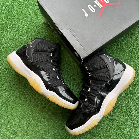 Jordan Jubilee 11s Size 7Y