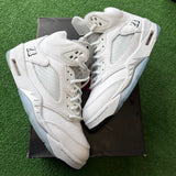 Jordan White Metallic 5s Size 9