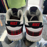 Nike Tartan Plaid Low Dunk Size 9.5