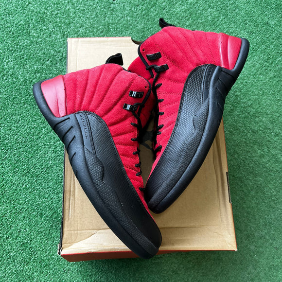 Jordan Reverse Flu Game 12s. Size 10.5