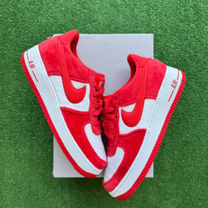 Nike Valentines Day Fleece Air Force 1s Size 6.5Y