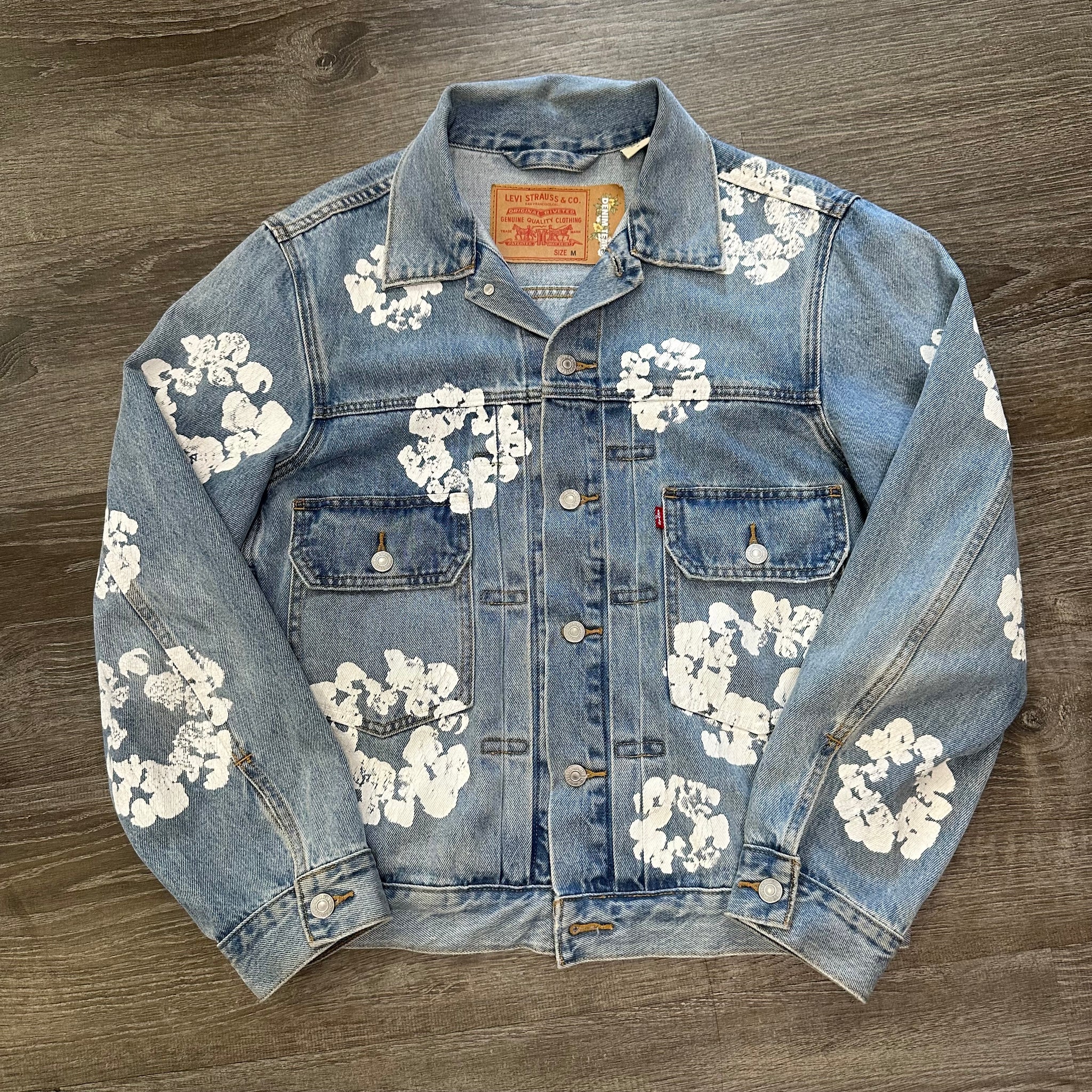 Denim Tears Hoodie Size L – My Cuzin Vintage