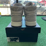 Jordan Natural Sail Grey Mid 1s Size 9
