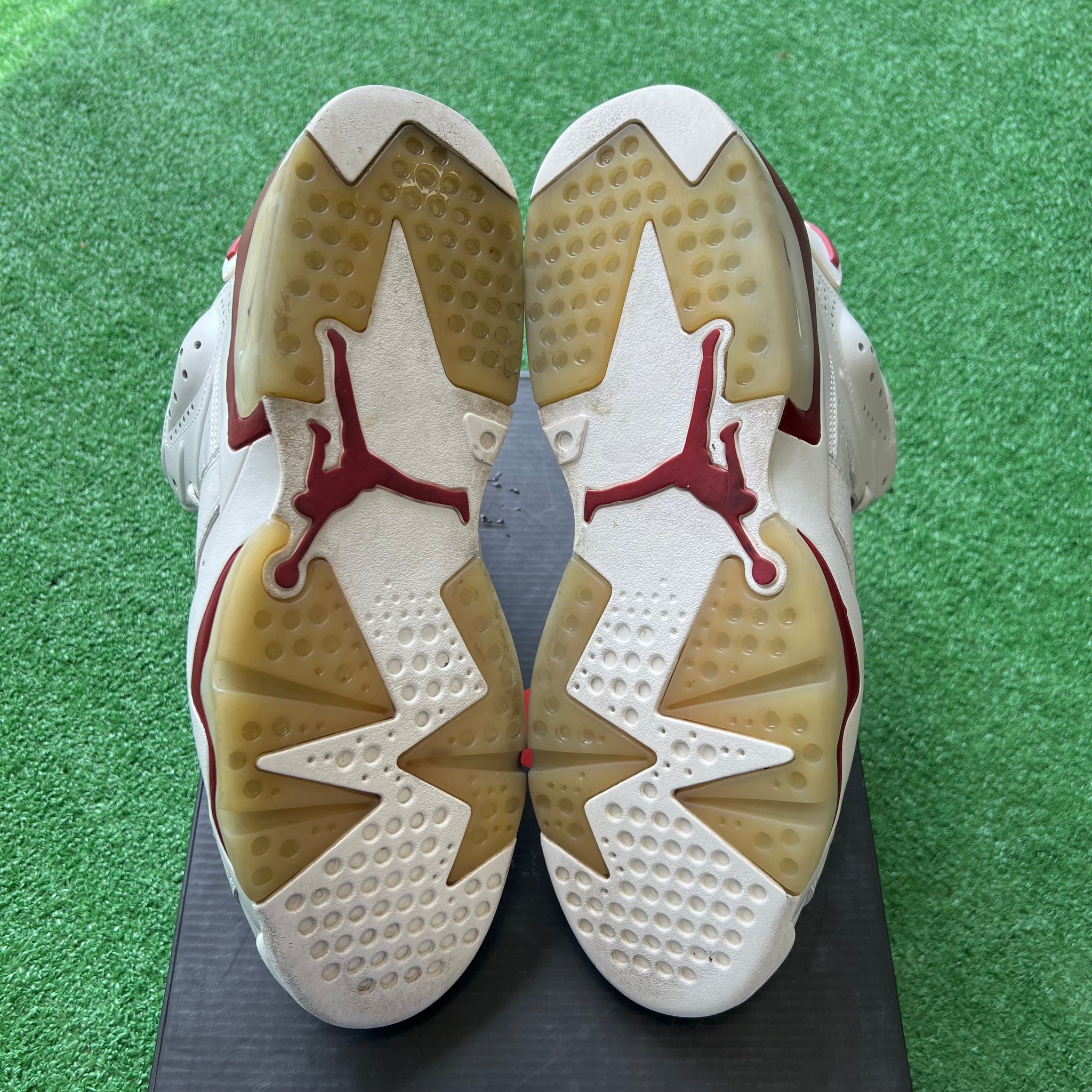 jordan maroon 6 size 10.5