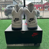Jordan White Metallic 5s Size 9.5