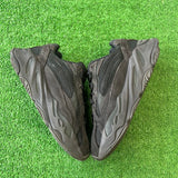 Yeezy Vanta 700 V2s Size 5