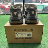 Yeezy Tephra 700 V2s Size 7.5