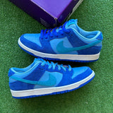 Nike Blue Berry SB Low Dunk Size 9.5