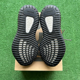Yeezy Carbon Beluga 350 V2s Size 6.5