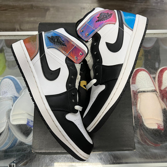 Jordan Heat Reactive Mid 1s Size 8.5