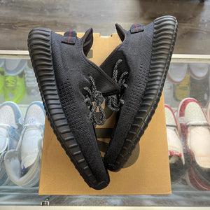 Yeezy Black 350 V2s Size 11