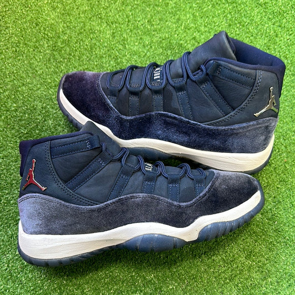 Jordan Midnight Navy 11s Size 8W/6.5M