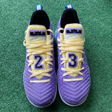 Nike Lakers Championship LeBron 18s Size 10.5