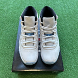 Jordan Legend Blue 11s Size 9.5