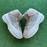 Yeezy Salt DSRT Boot Size 7.5