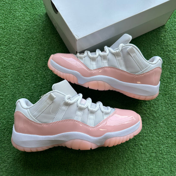 Jordan Legend Pink Low 11s Size 6.5W/5M