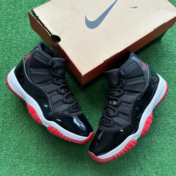 Jordan Bred 11s Size 12