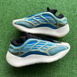 Yeezy Azareth 700 V3s Size 7