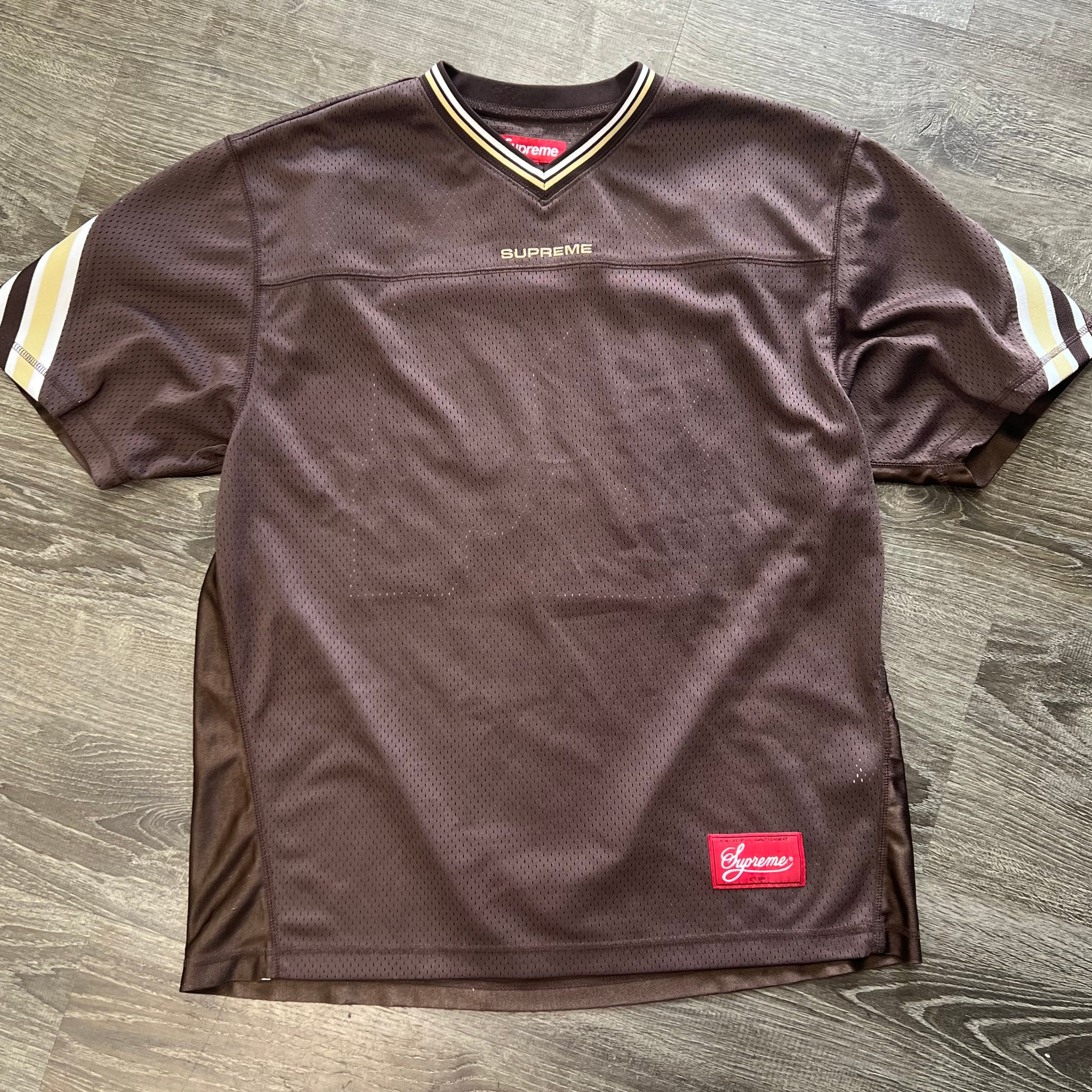 Supreme – My Cuzin Vintage