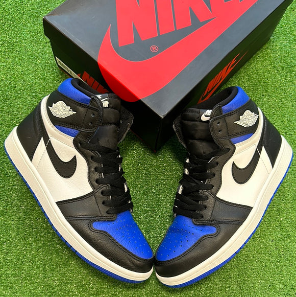Royal sales toe 1s