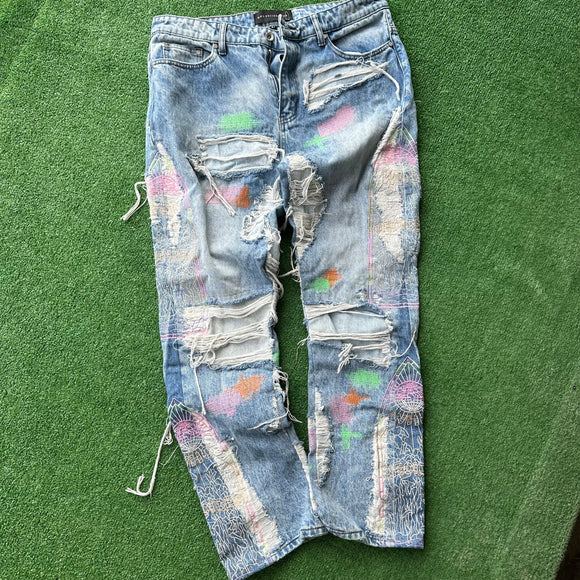 Who Decides War Jeans Size 34W