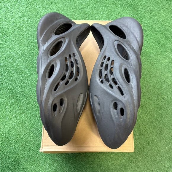 Yeezy Onyx Foam Runner Size 13 – My Cuzin Vintage