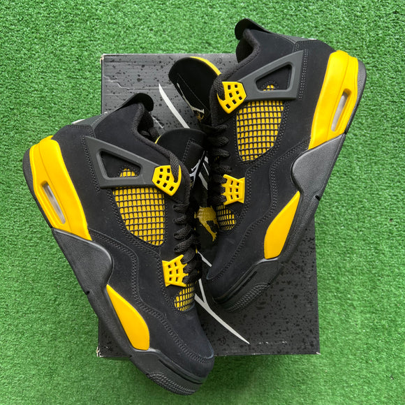 Jordan Thunder 4s Size 9