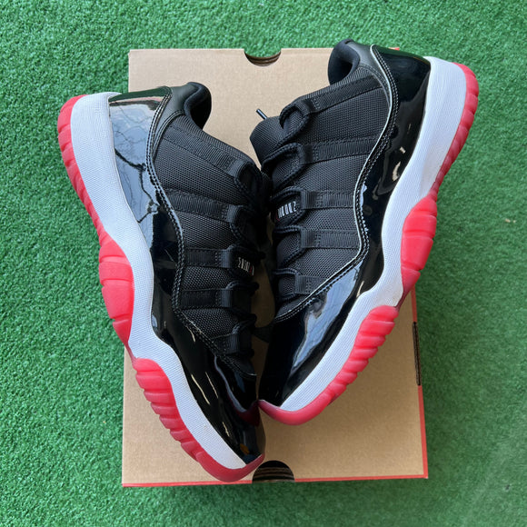 Jordan Bred Low 11s Size 9.5