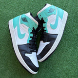 Jordan Tropical Twist Igloo Mid 1s Size 11.5