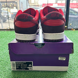 Nike Cherry SB Low Dunk Size 11.5