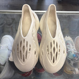 Yeezy Sand Foam RNNR Size 10