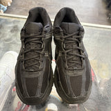 Nike Triple Black Vomero 5 Size 9.5