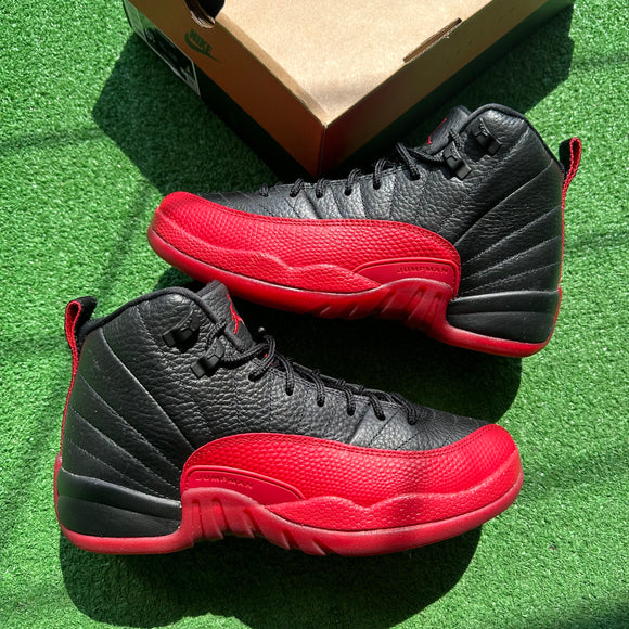 Jordan Flu Game 12s Size 6.5Y
