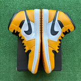 Jordan Taxi Mid 1s Size 9
