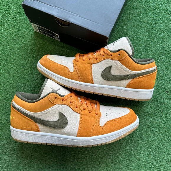 Jordan Light Curry Low 1s Size 10.5