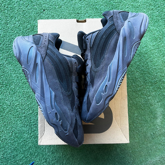 Yeezy Vanta 700s Size 11.5