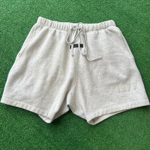 Essentials Shorts Size M